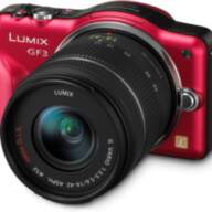 Фотоаппарат Panasonic Lumix DMC-GF3 Kit 14-42mm Red